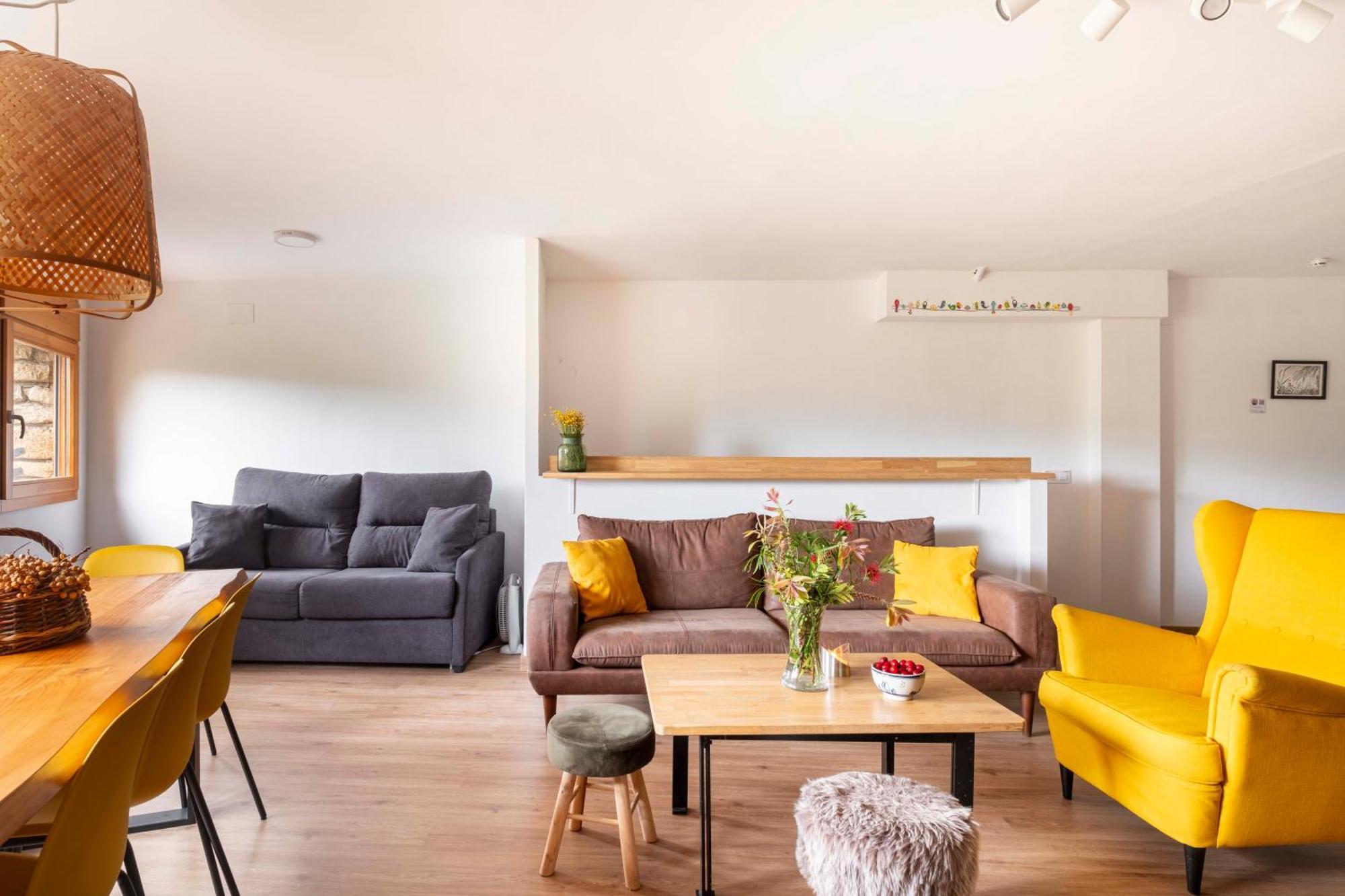 아헤르 Casa Acollidora I Familiar Amb Jardi I Barbacoa 빌라 외부 사진