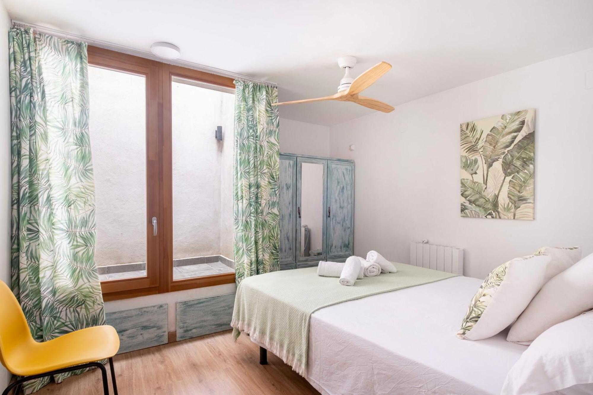 아헤르 Casa Acollidora I Familiar Amb Jardi I Barbacoa 빌라 외부 사진