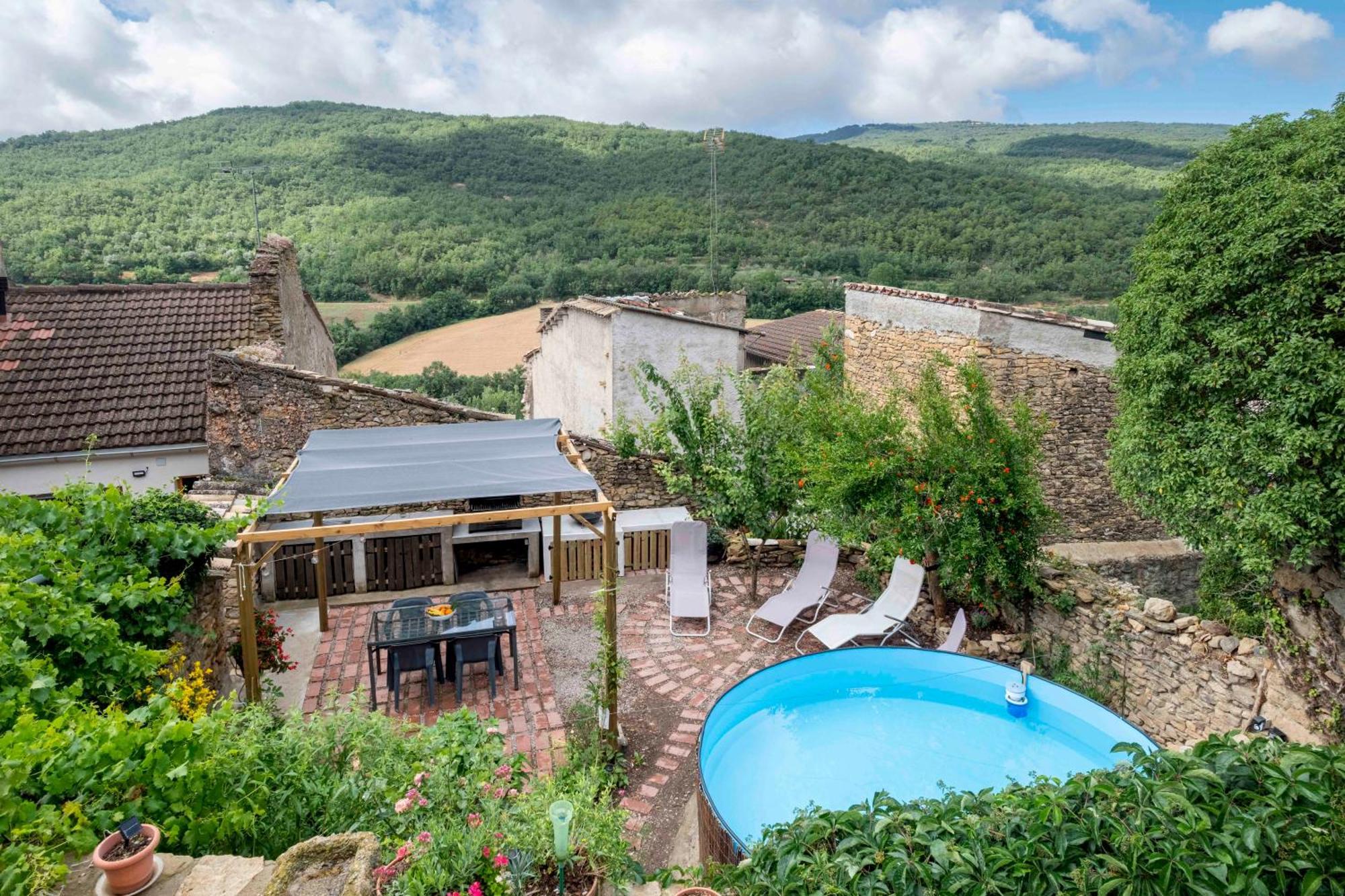 아헤르 Casa Acollidora I Familiar Amb Jardi I Barbacoa 빌라 외부 사진